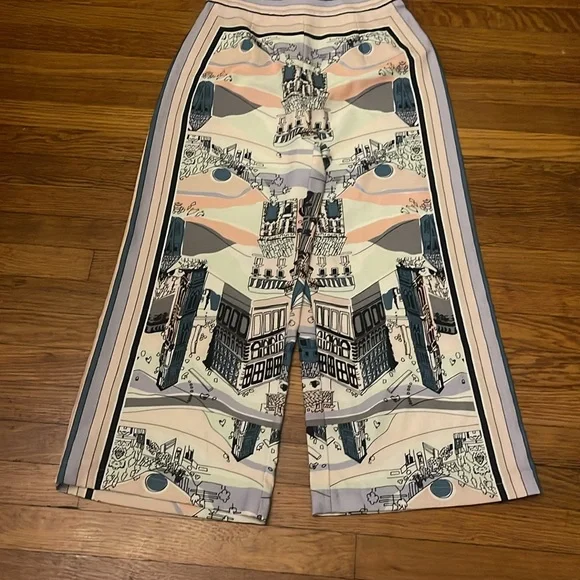 Stylish Women's Printed Two-Piece Set - Picture 2 of 7